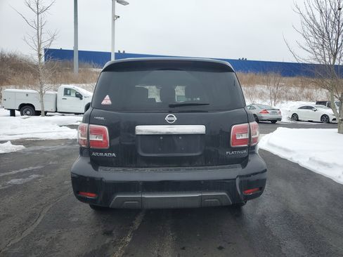 Used 2019 Nissan Armada Platinum image 5