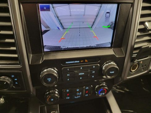 Used 2019 Ford F150 XLT w/ Equipment Group 302A Luxury AWD/4WD image 15