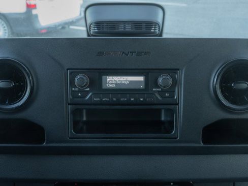 New 2025 Mercedes-Benz Sprinter 2500 image 18