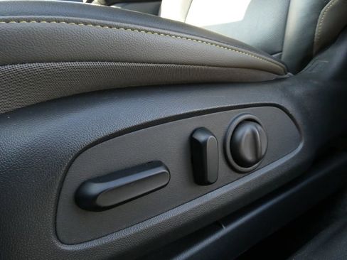 Certified 2024 Chevrolet Trax ACTIV w/ Driver Confidence Package image 24