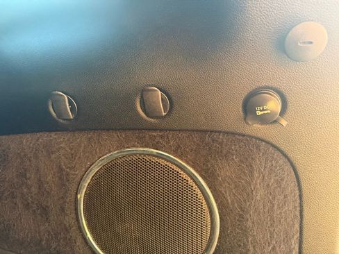 Used 2018 Jeep Grand Cherokee Limited image 40