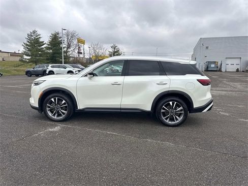 Used 2024 INFINITI QX60 Luxe image 8