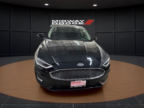 Used 2020 Ford Fusion Titanium AWD/4WD image 5