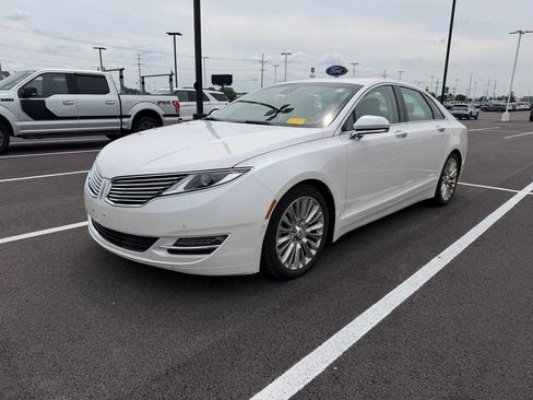 Used 2014 Lincoln MKZ w/ Equipment Group 102A Reserve FWD image 1