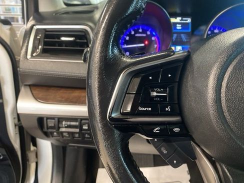 Used 2018 Subaru Outback 2.5i Limited AWD/4WD image 14
