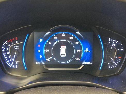 Used 2020 Hyundai Santa Fe SEL FWD image 23