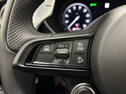 New 2025 Alfa Romeo Stelvio Sprint image 20