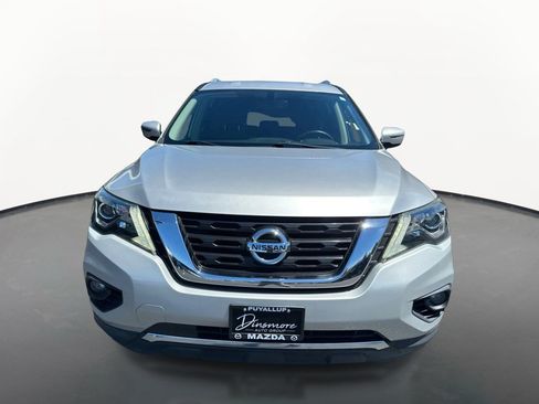 Used 2018 Nissan Pathfinder SV FWD image 8