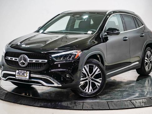 Used 2025 Mercedes-Benz GLA 250 image 1
