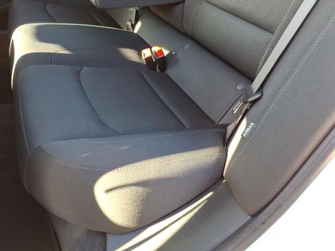 Used 2024 Chevrolet Malibu LT image 33