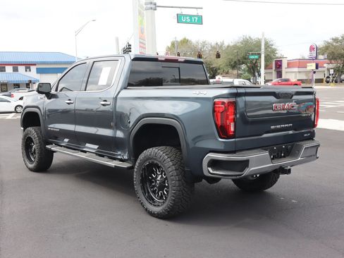 Used 2021 GMC Sierra 1500 SLT w/ SLT Premium Package image 5