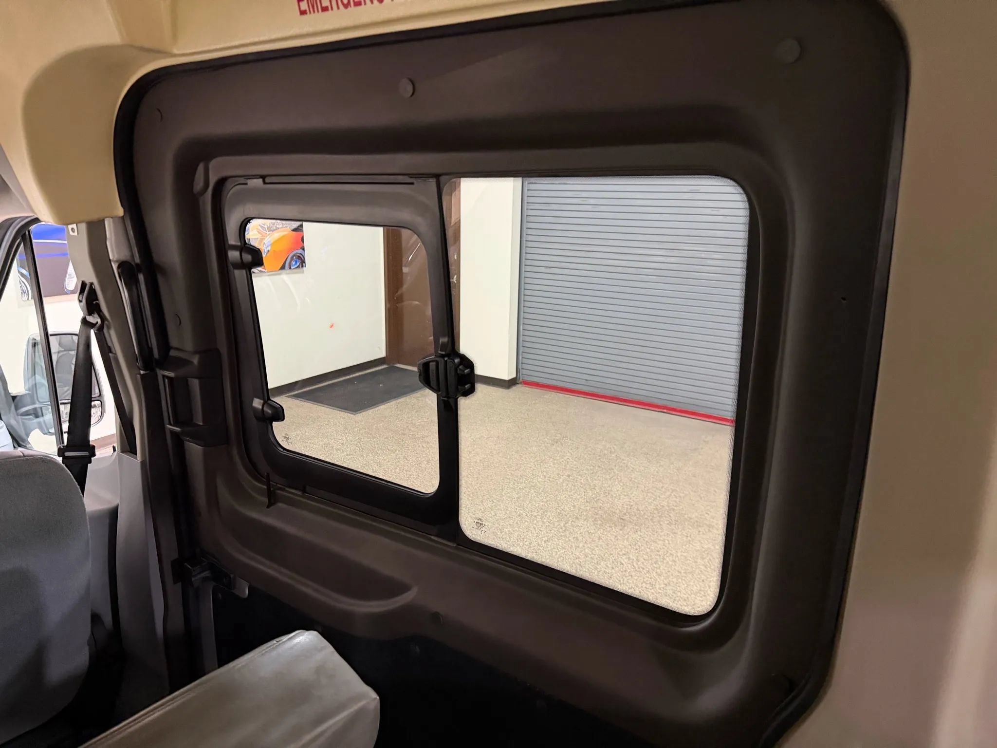 Used 2015 Ford Transit 250 148 Medium Roof RWD image 56