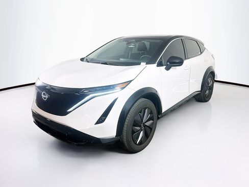 Used 2023 Nissan Ariya FWD image 3