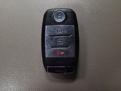 Used 2019 Kia Sorento EX FWD image 32