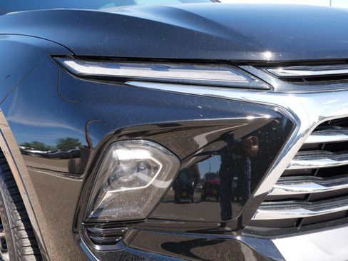 Used 2023 Chevrolet Blazer Premier w/ Enhanced Convenience Package AWD/4WD image 16