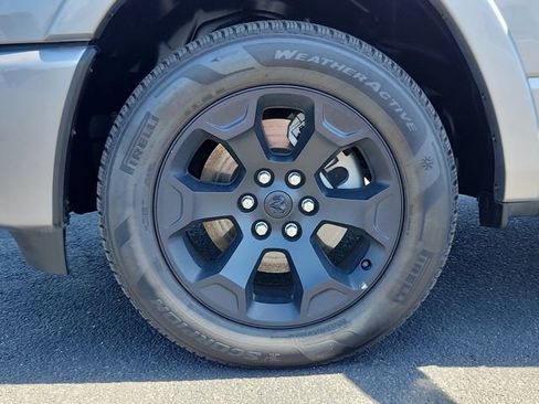 Used 2025 RAM 1500 Big Horn AWD/4WD image 23