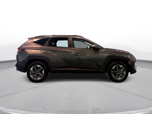 Used 2025 Hyundai Tucson SEL AWD/4WD image 19