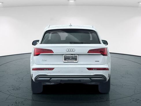 Used 2023 Audi Q5 2.0T Premium w/ Convenience Package AWD/4WD image 6