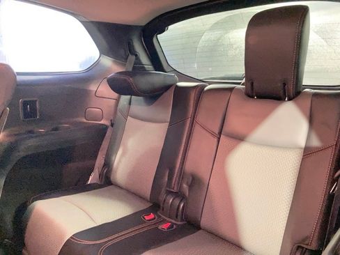 Used 2020 Nissan Pathfinder SV w/ Rock Creek Edition image 11