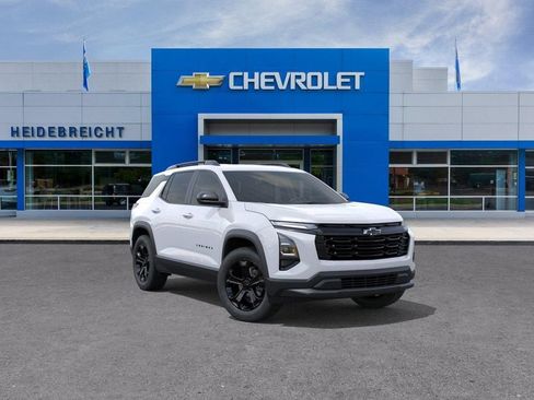New 2026 Chevrolet Equinox LT w/ Convenience Package II FWD image 1