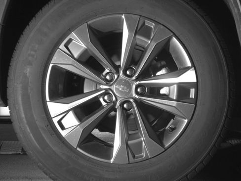 Used 2025 Chevrolet Equinox LT FWD image 15