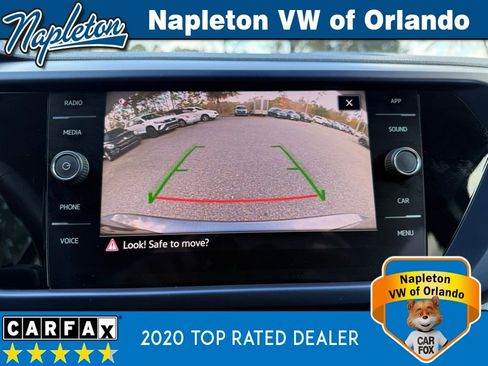 Used 2022 Volkswagen Taos SE image 25