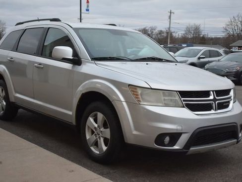 Used 2012 Dodge Journey SXT image 9