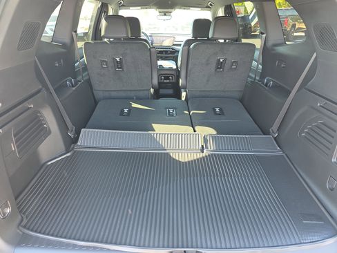 New 2026 Buick Enclave Preferred w/ Power Package image 6