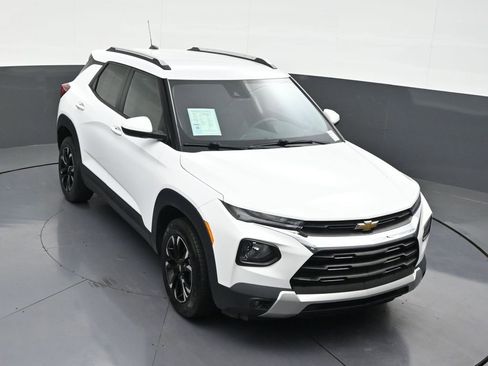 Used 2021 Chevrolet TrailBlazer LT w/ Convenience Package image 21