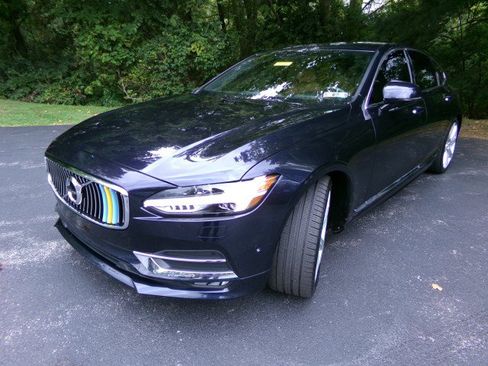 Used 2019 Volvo S90 T6 Inscription w/ Advanced Package AWD/4WD image 4