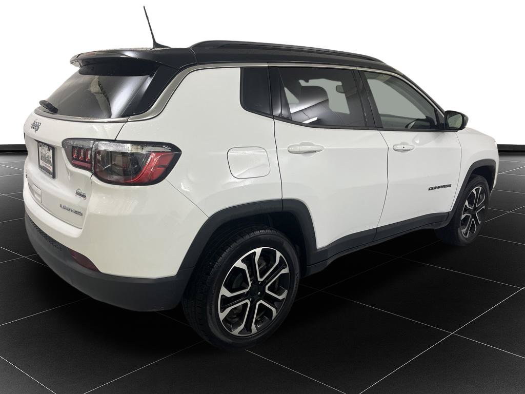 Used 2022 Jeep Compass Limited AWD/4WD image 5