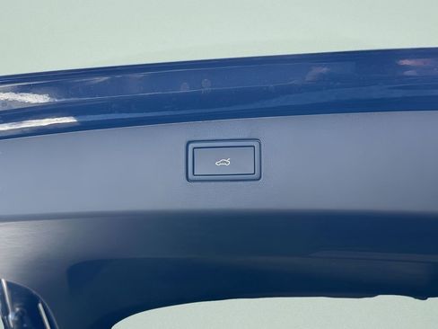 New 2026 Volkswagen Tiguan SEL R-Line image 25