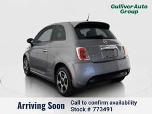 Used 2019 FIAT 500 e FWD image 2
