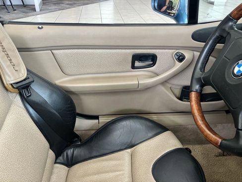 Used 1996 BMW Z3 1.9 image 11