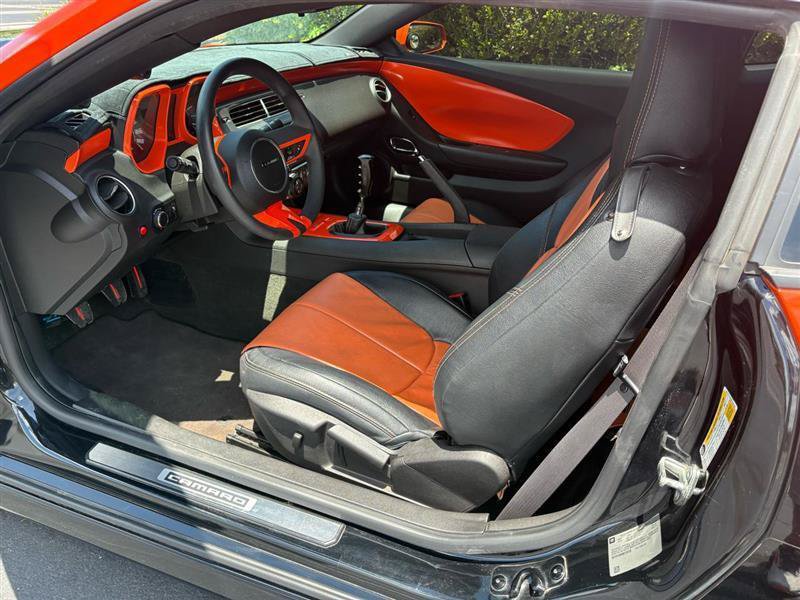 Used 2011 Chevrolet Camaro LS RWD image 10
