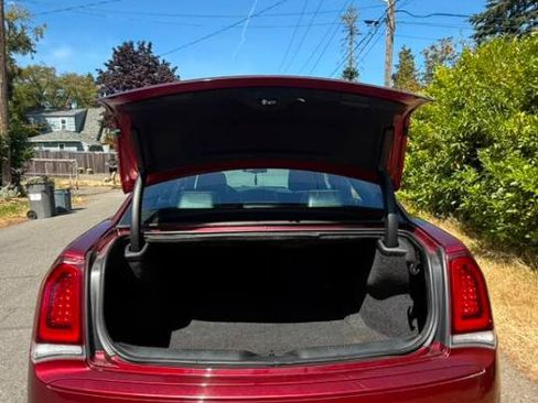 Used 2020 Chrysler 300 S RWD image 13