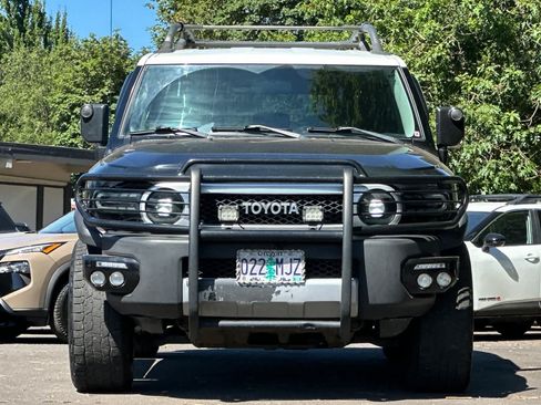 Used 2007 Toyota FJ Cruiser 4WD image 10