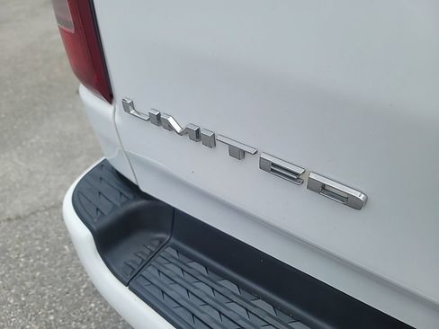 Used 2022 RAM 1500 Limited w/ Body Color Bumper Group AWD/4WD image 16