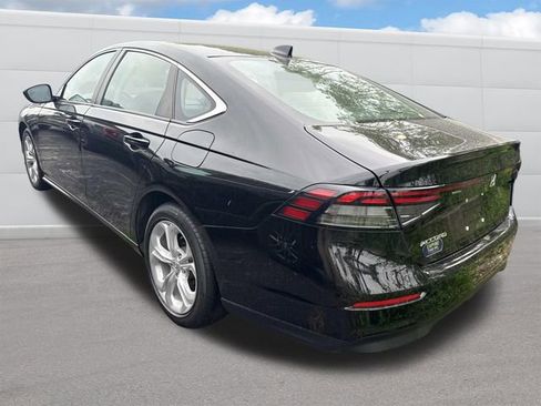 Used 2023 Honda Accord LX image 2