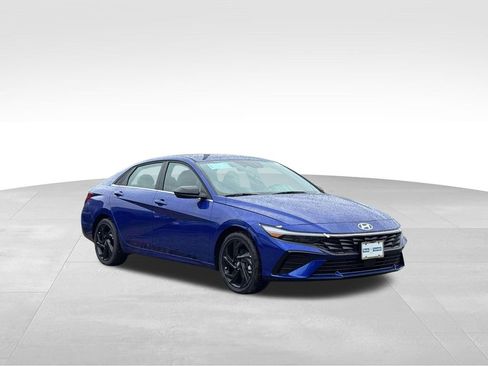 New 2026 Hyundai Elantra SEL Sport image 1