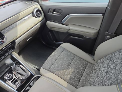 Certified 2024 Chevrolet Colorado ZR2 w/ Technology Package image 20