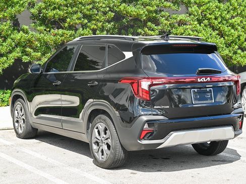 Used 2024 Kia Seltos S image 6