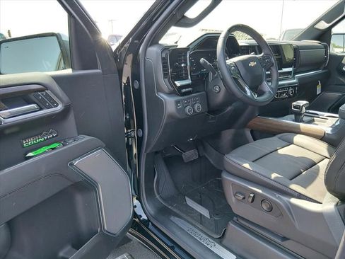 New 2026 Chevrolet Silverado 1500 High Country AWD/4WD image 12
