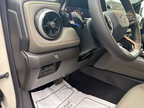 New 2026 Chevrolet Colorado ZR2 w/ Midnight Edition image 11