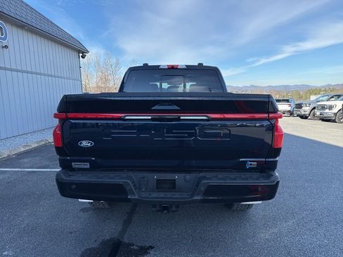 Used 2024 Ford F150 Lightning Lariat image 4