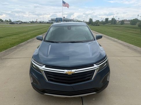 Used 2024 Chevrolet Equinox LT FWD image 12