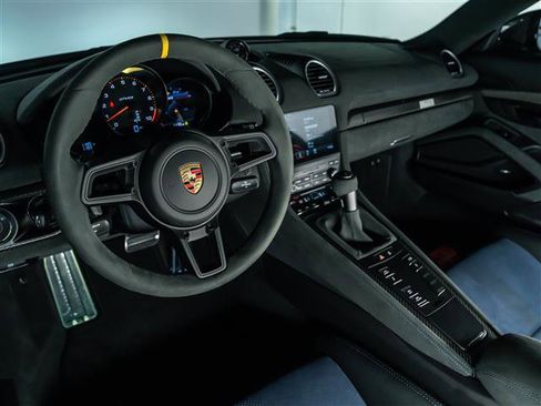 Certified 2025 Porsche 718 Cayman GT4 RS image 4