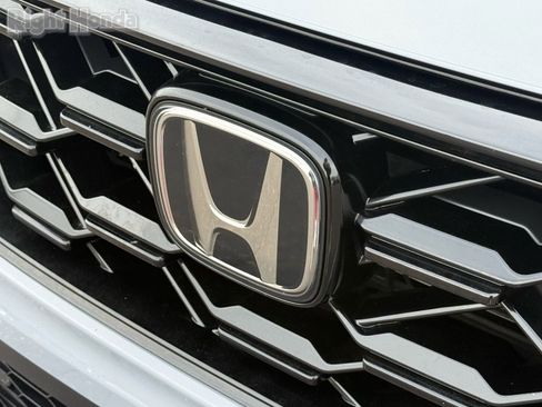 Certified 2025 Honda CR-V Sport-L image 34