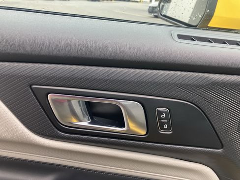 Used 2024 Ford Mustang Premium image 13