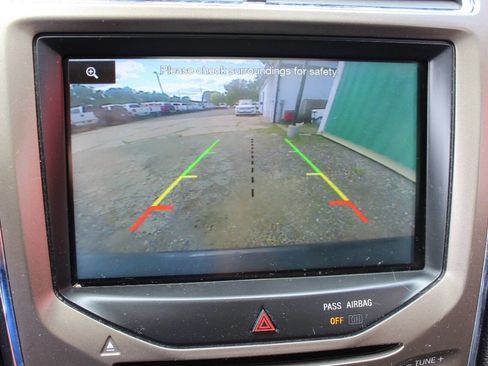 Used 2014 Lincoln MKX AWD w/ Equipment Group 102A image 17